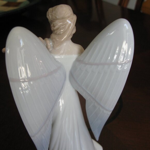 Lladro Celestial Melody Angel Tree Topper 01008262 NIB - Picture 4 of 9